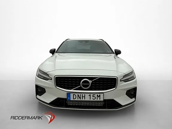 Volvo V60 2019 photo 2