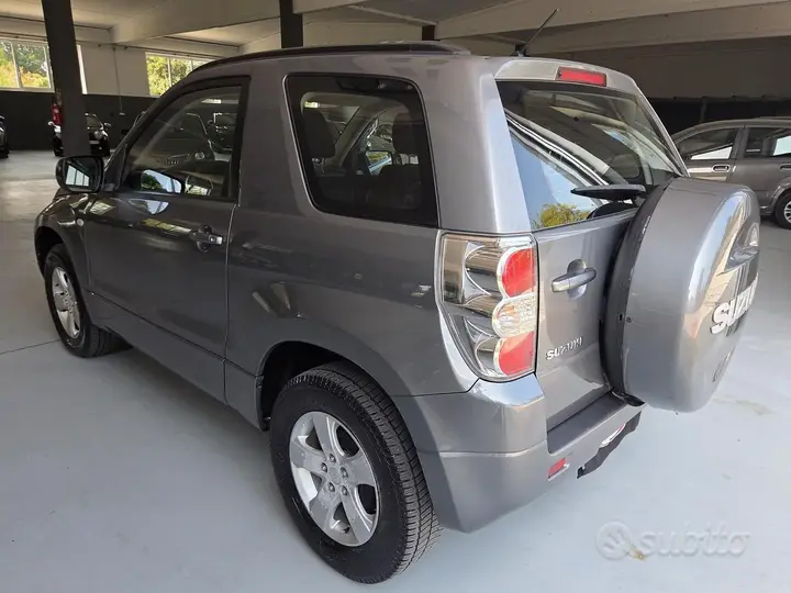 Suzuki Grand Vitara 2008 photo 4