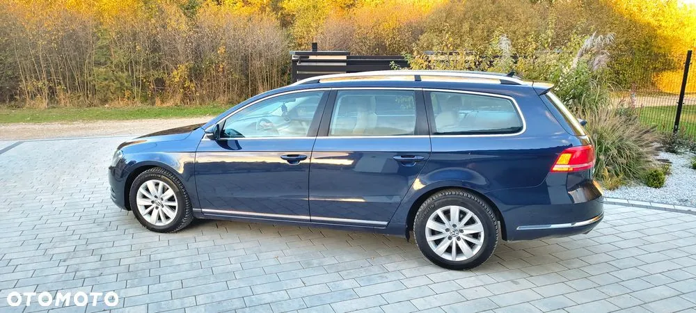 Volkswagen Passat 2011 photo 5