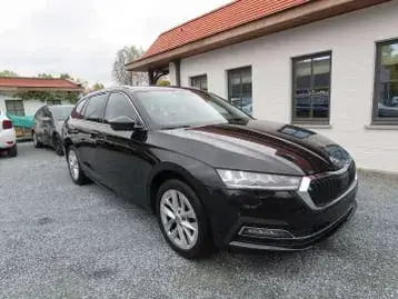 Skoda Octavia 2021 photo 3