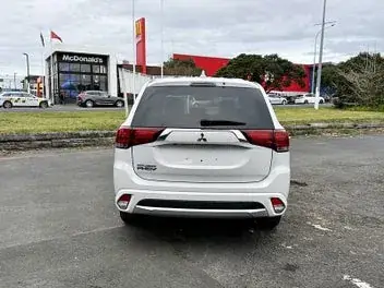 Mitsubishi Outlander 2015 photo 5