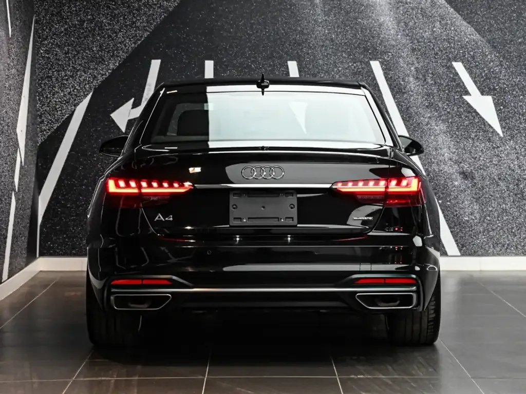 Audi A4 2023 photo 4