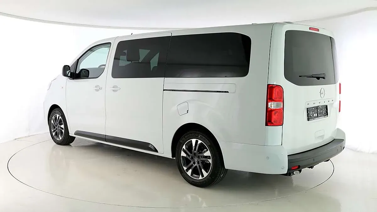Opel Zafira 2026 photo 3