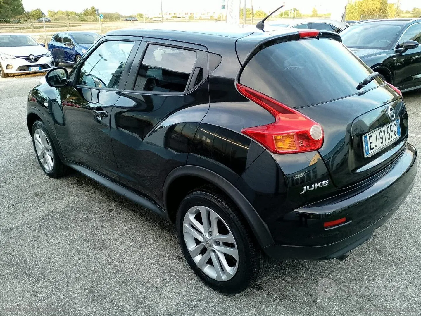 Nissan Juke 2012 photo 3