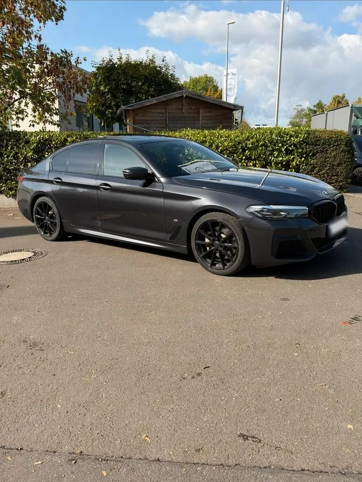 BMW 530I