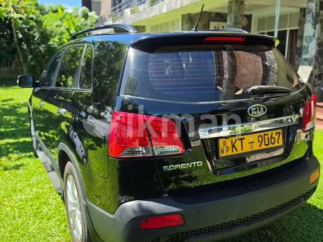 Kia Sorento 2012 photo 2