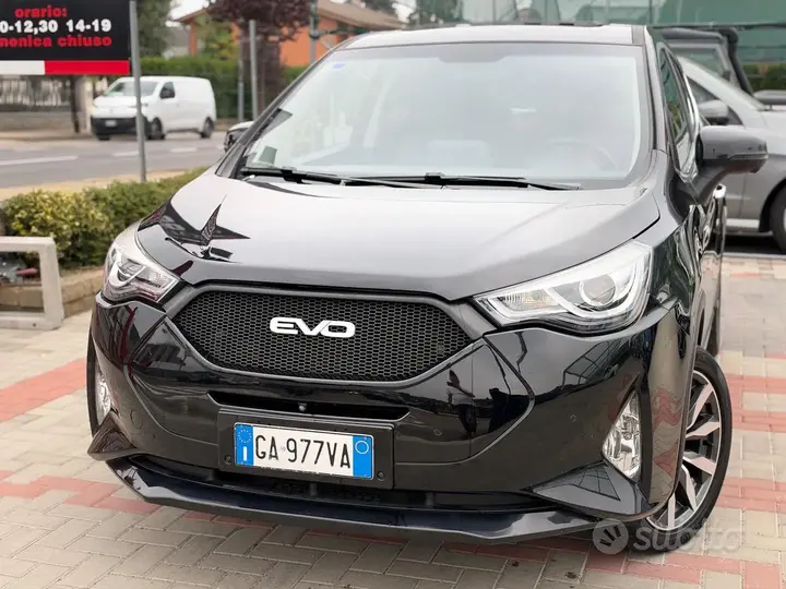 DR Automobiles Dr4