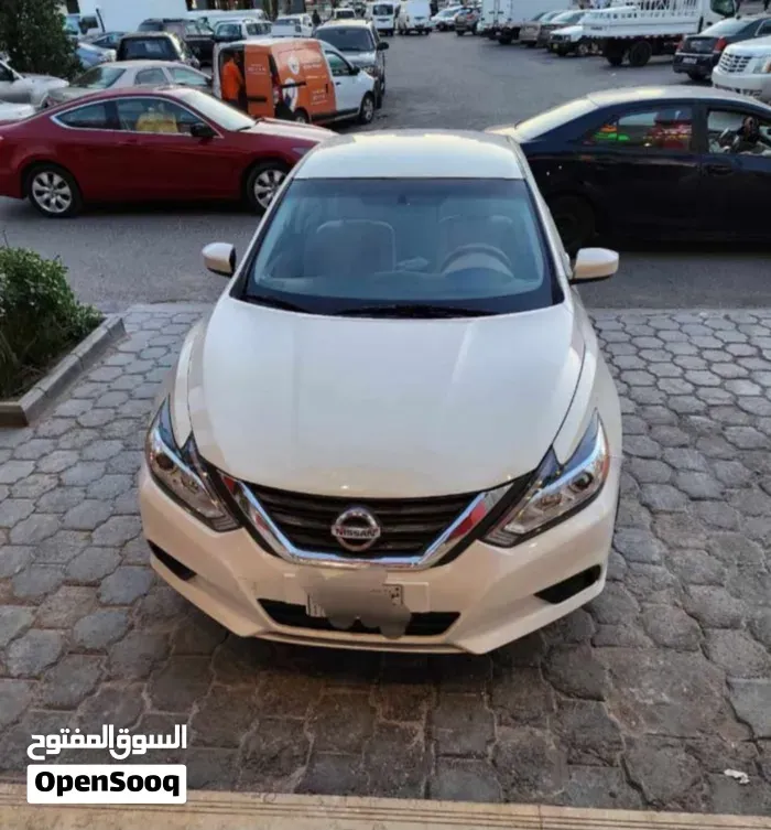 Nissan Altima 2018 photo 5