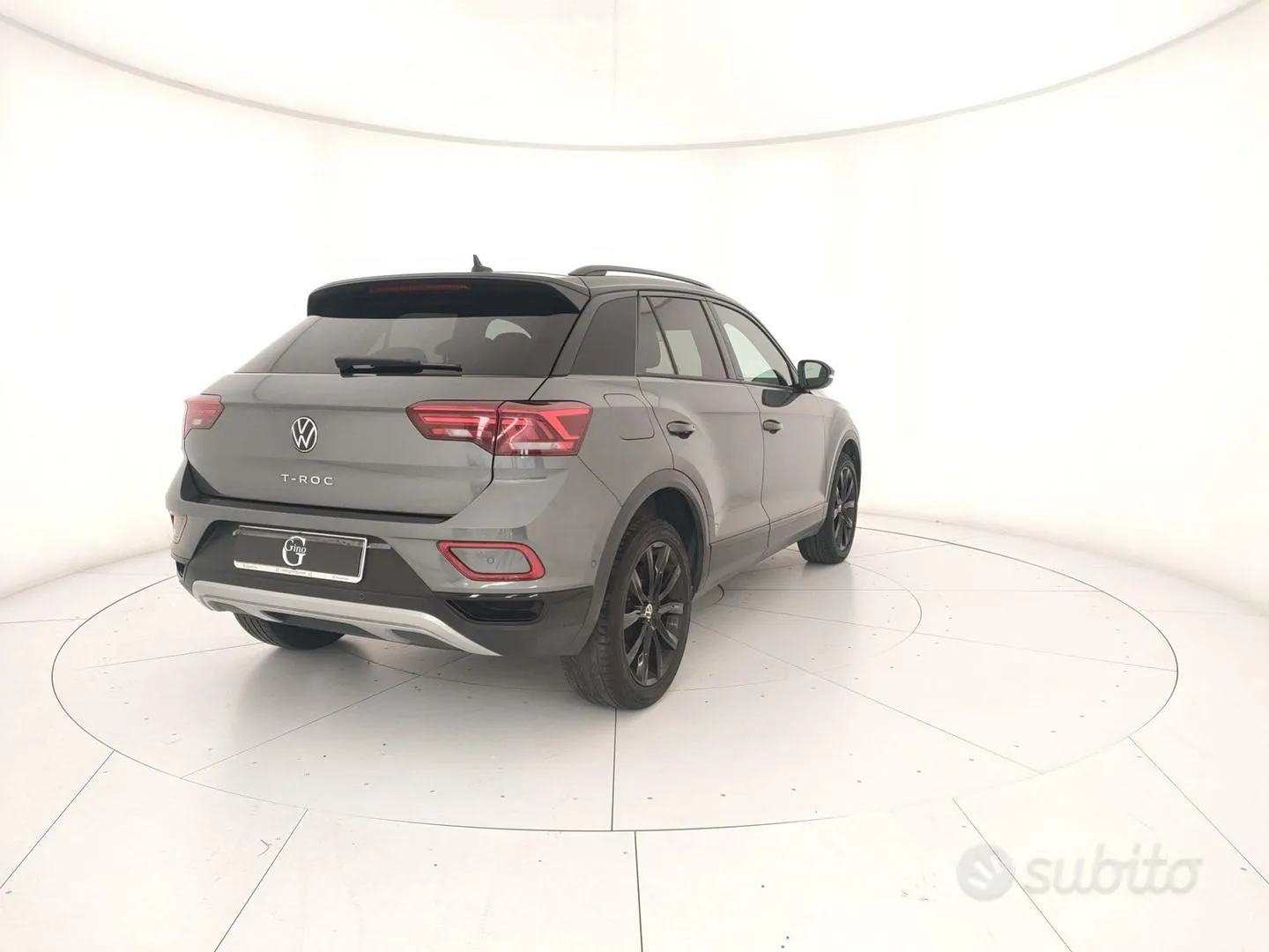 Volkswagen T-Roc 2023 photo 3