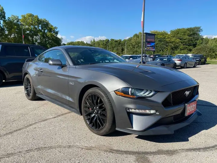 Ford Mustang 2021 photo 3