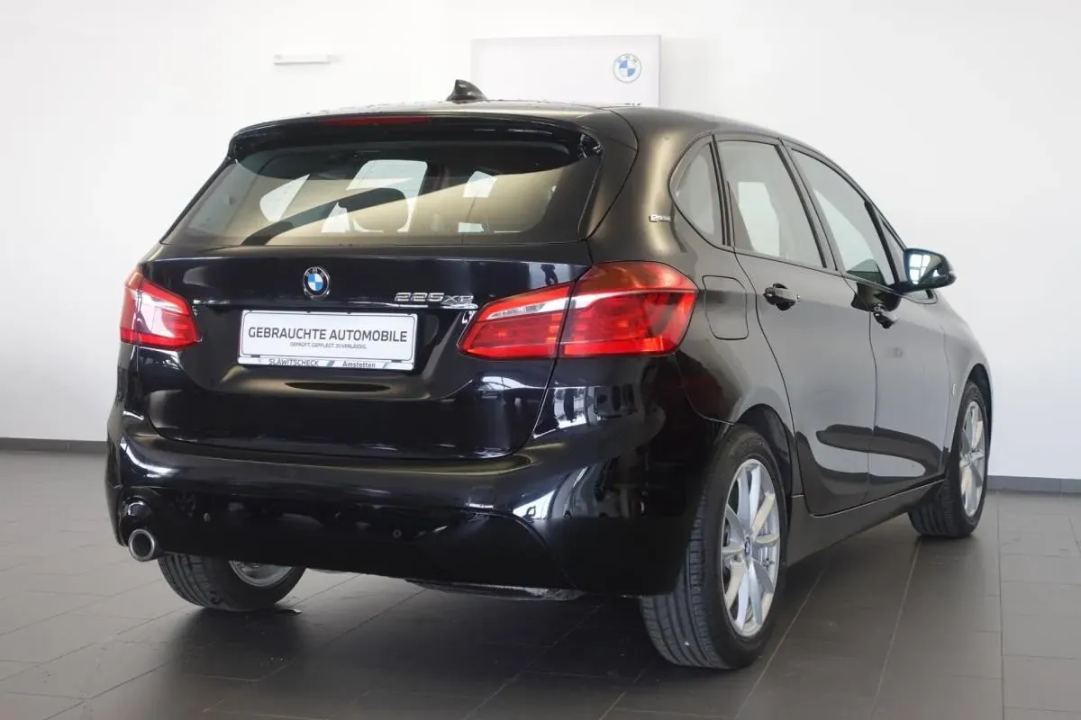 BMW 2 Series 2019 photo 3