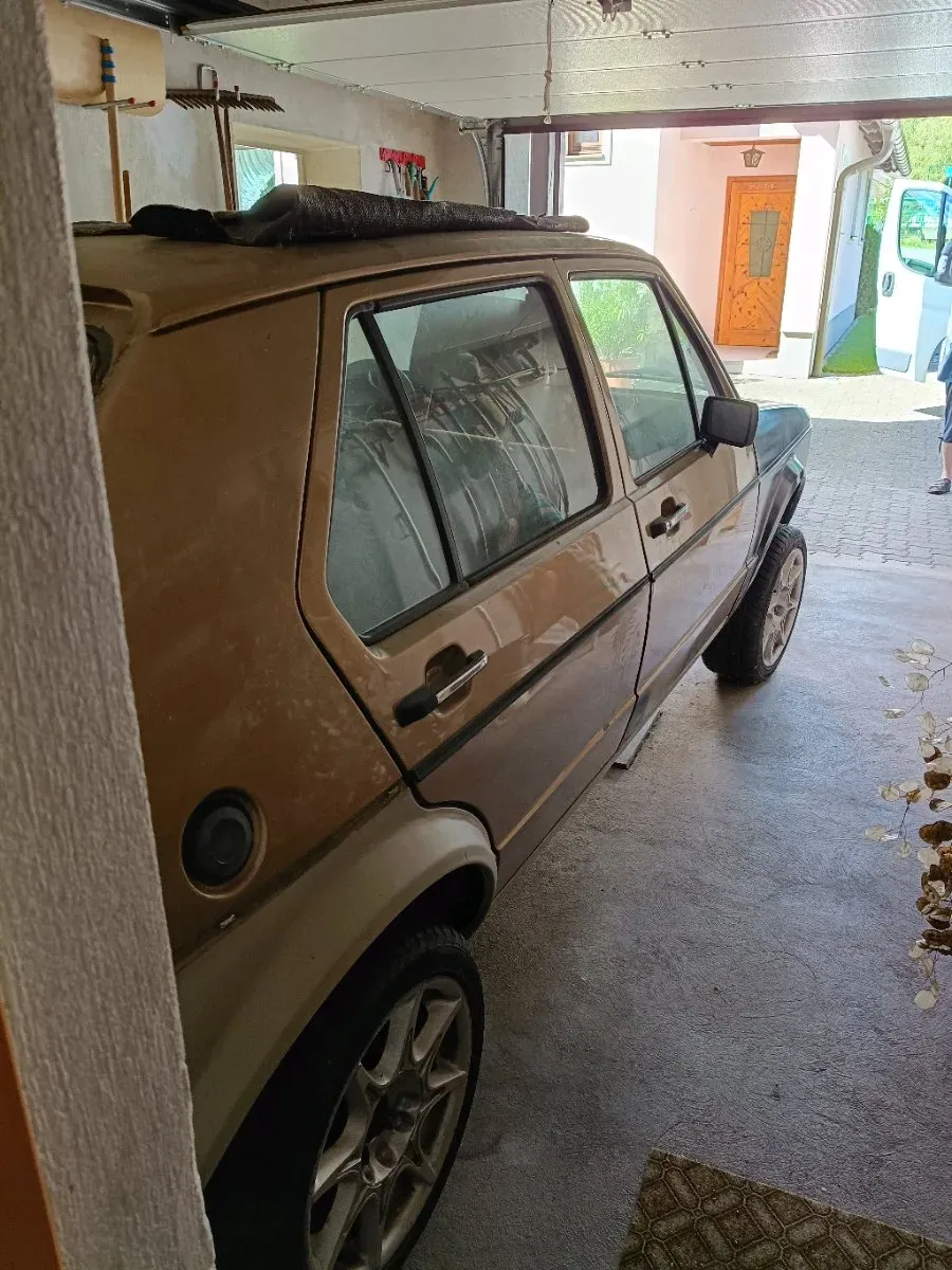 Volkswagen Golf 1983 photo 3