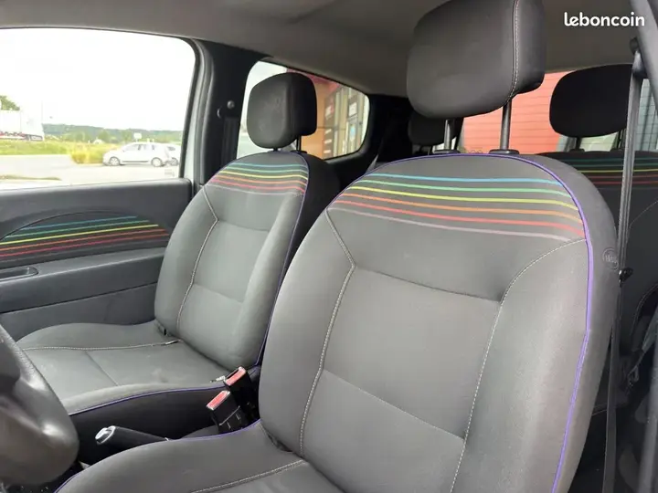Renault Twingo 2014 photo 4