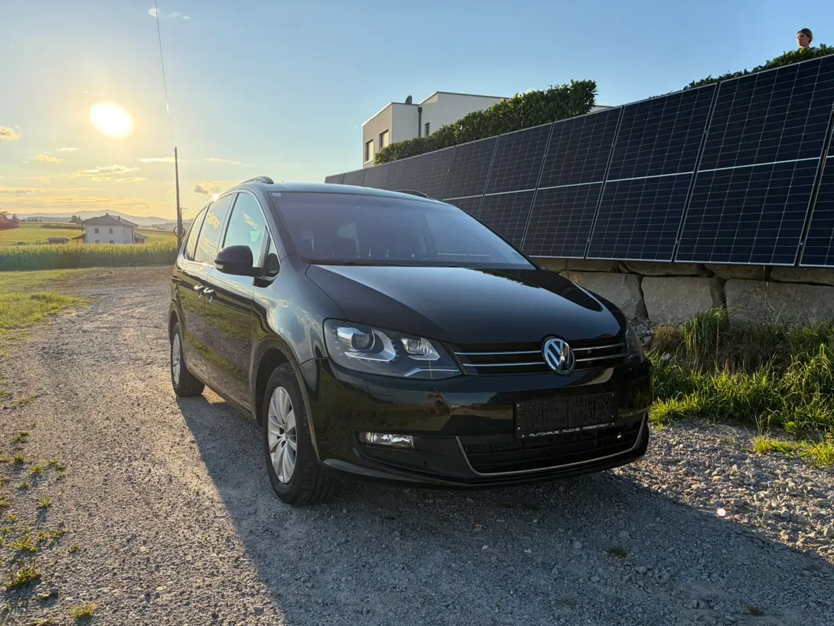 Volkswagen Sharan 2016 photo 2