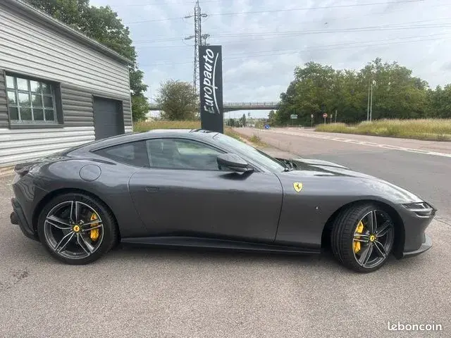 Ferrari Roma 2021 photo 2