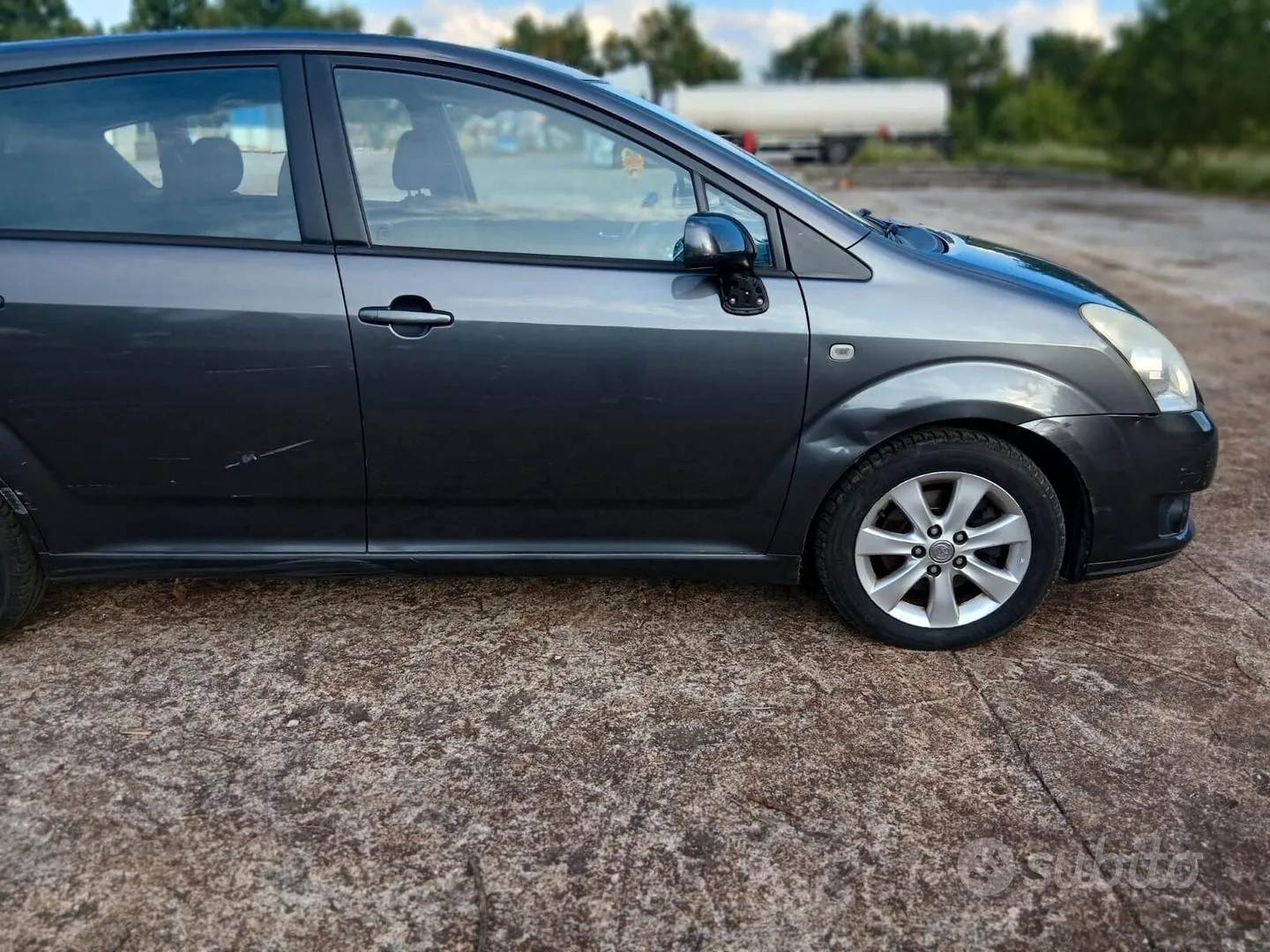 Toyota Corolla Verso 2008 photo 2