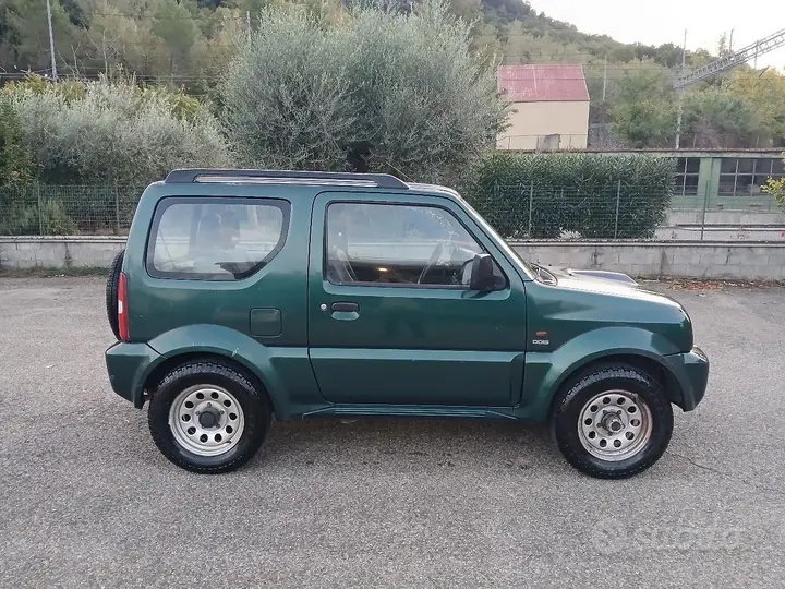 Suzuki Jimny 2004 photo 3