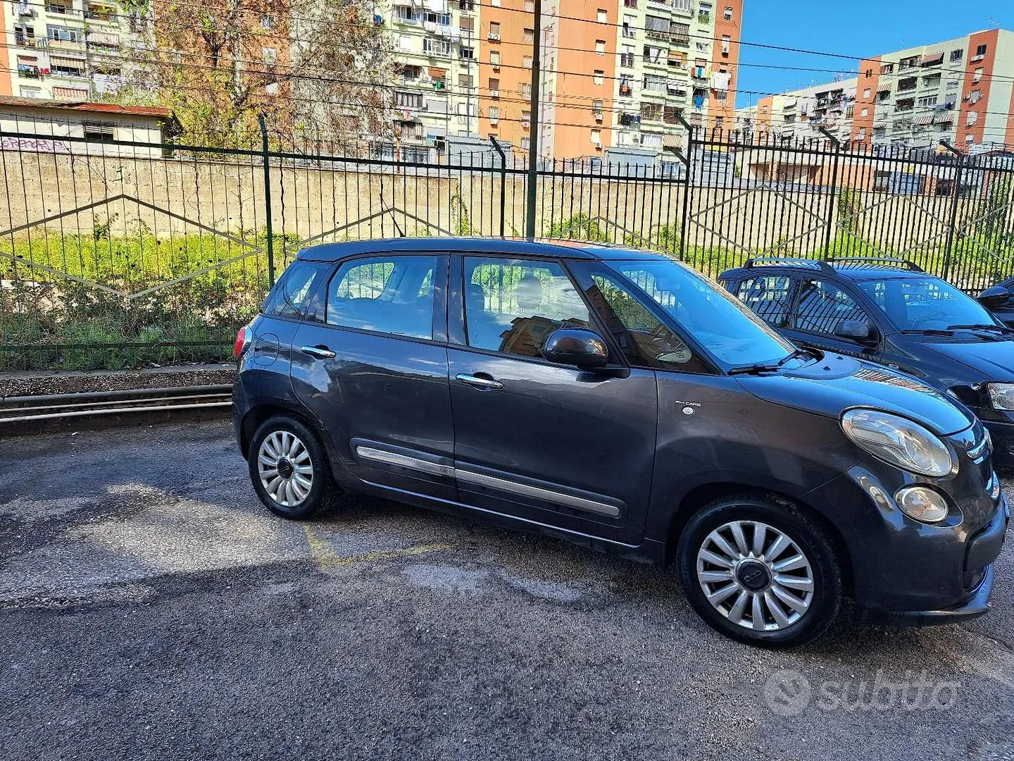 Fiat 500L 2014 photo 2