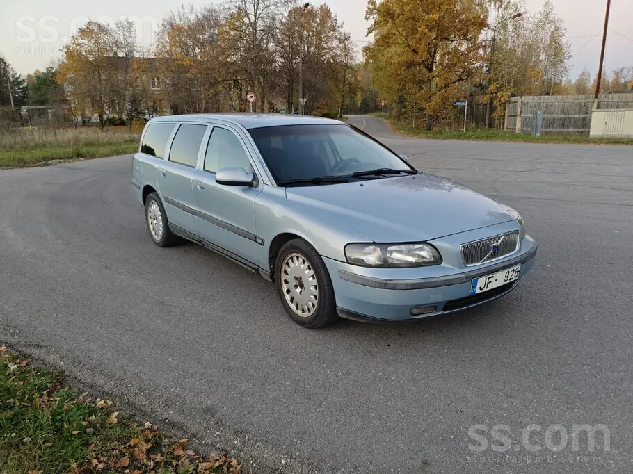 Volvo V70