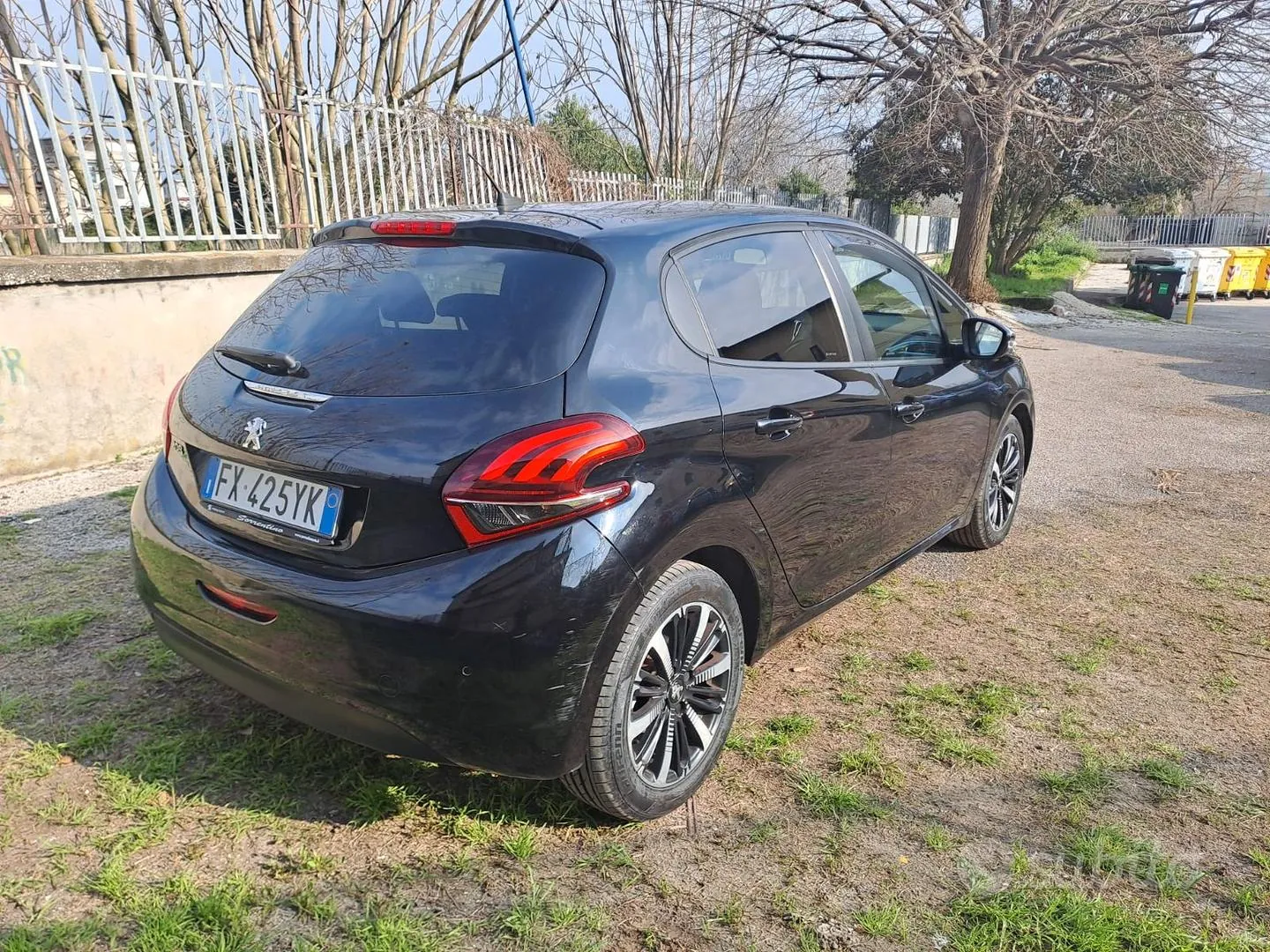Peugeot 208 2019 photo 4