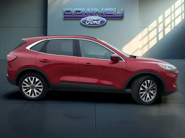 Ford Escape 2021 photo 2