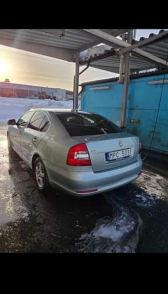 Skoda Octavia 2010 photo 4
