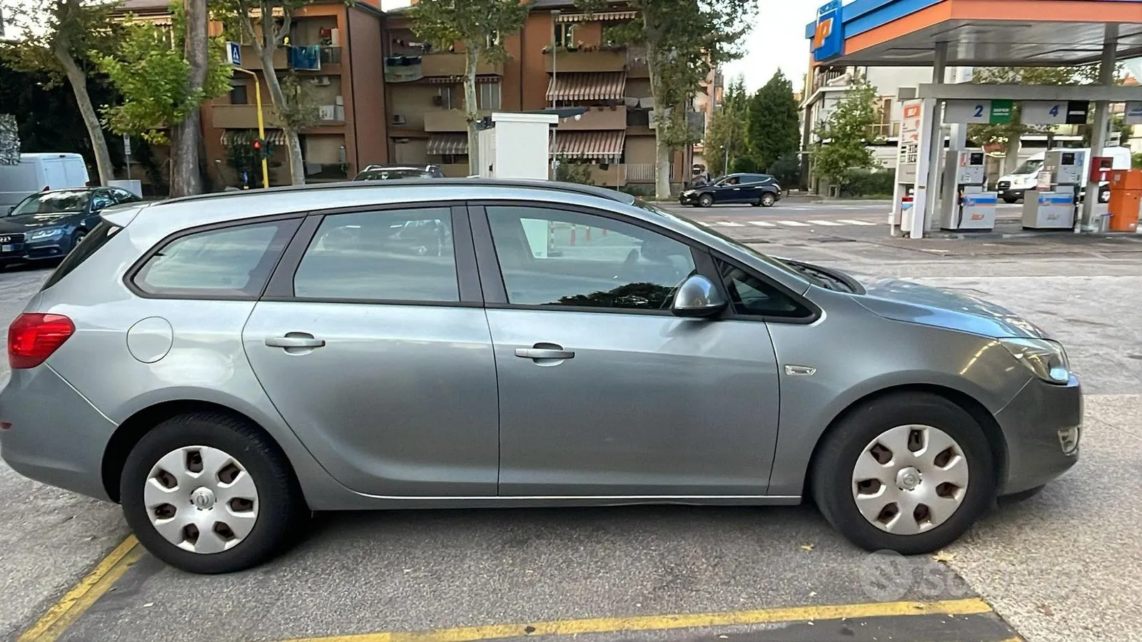 Opel Astra 2011 photo 5