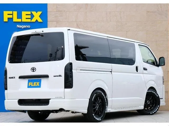 Toyota Hiace 2025 photo 2