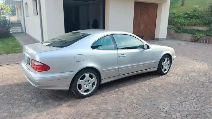 Mercedes-Benz Clk 320 2002 photo 2