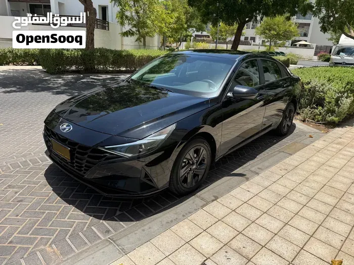Hyundai Elantra 2023 photo 2