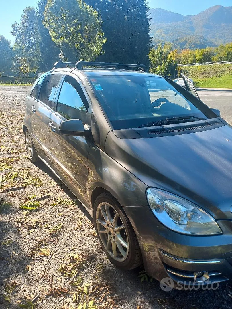 Mercedes-Benz B-Class 2008 photo 2