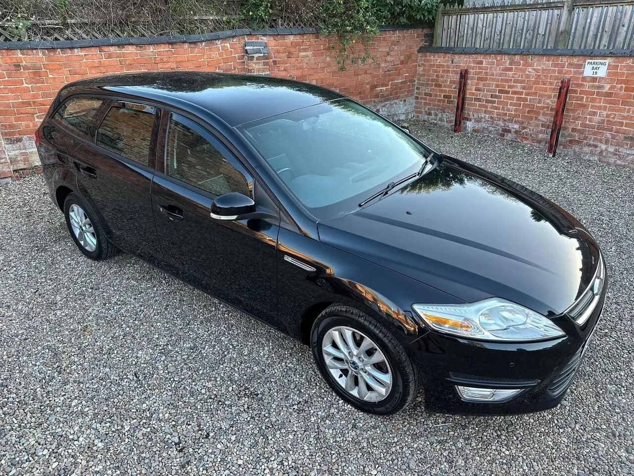 Ford Mondeo 2011 photo 3
