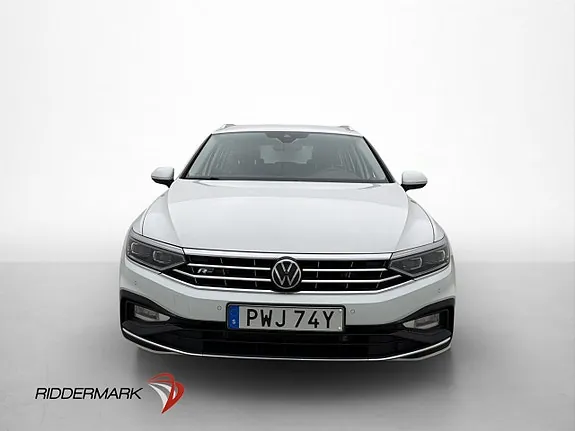 Volkswagen Passat 2022 photo 2