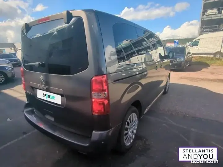 Peugeot Traveller 2017 photo 3