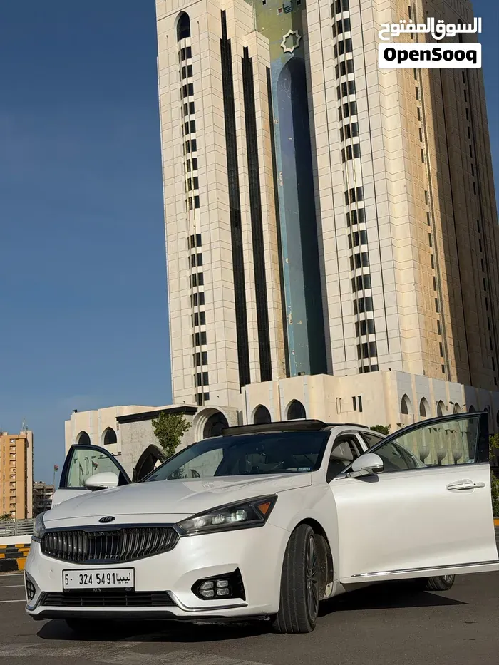 Kia Cadenza