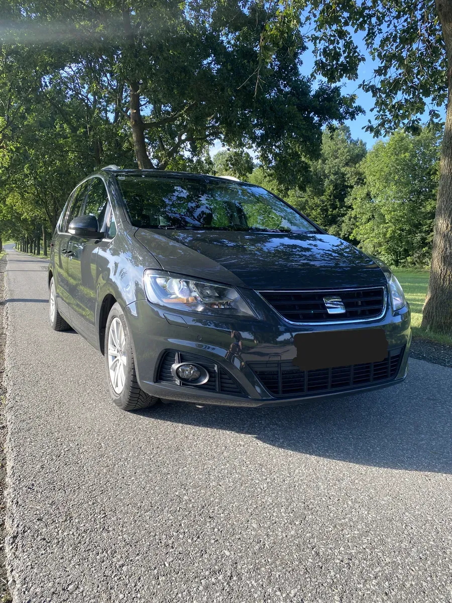 Seat Alhambra 2017 photo 2