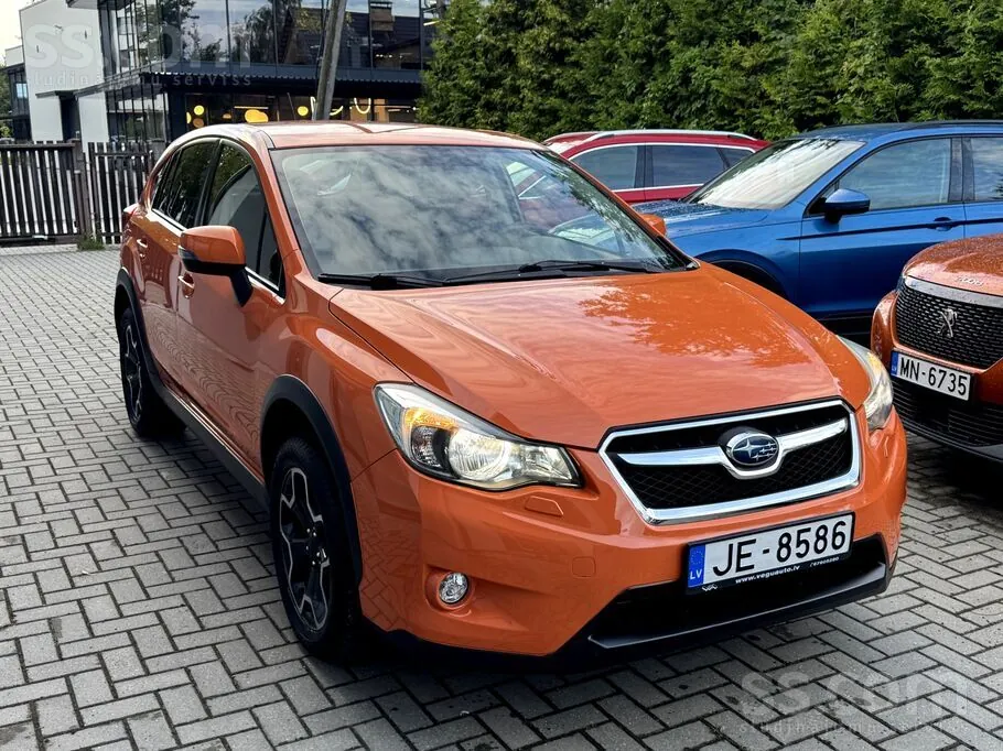 Subaru Xv 2013 photo 2