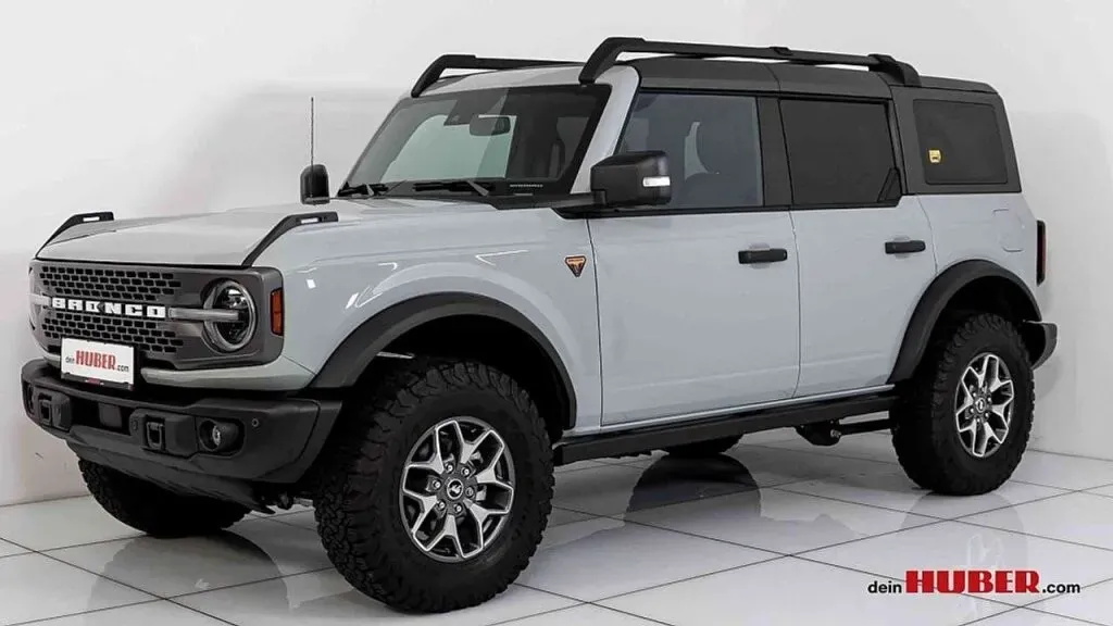 Ford Bronco