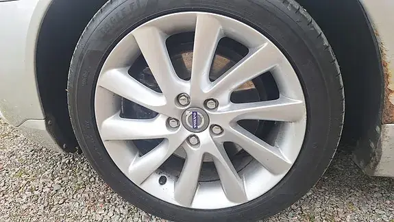 Volvo V70 2012 photo 3