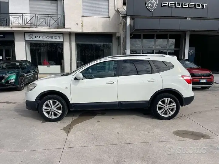 Nissan Qashqai 2010 photo 2