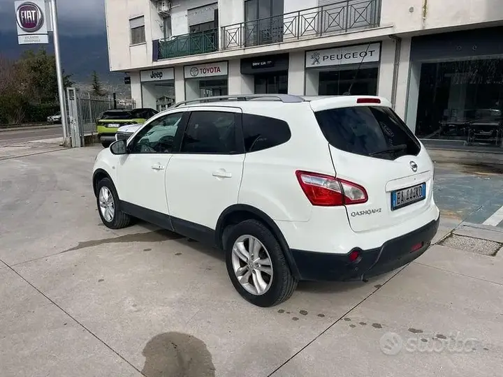 Nissan Qashqai 2010 photo 3