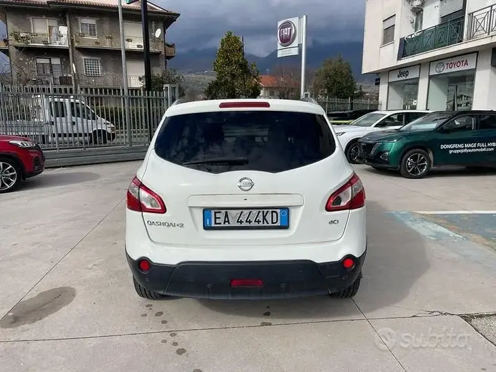 Nissan Qashqai 2010 photo 4
