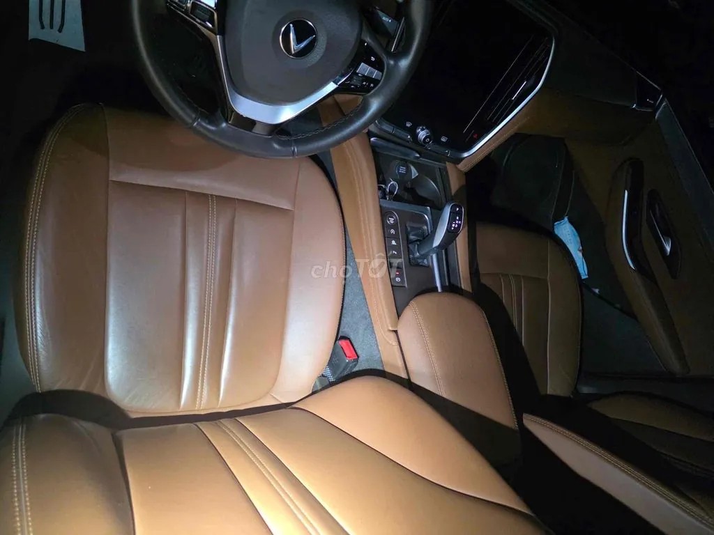 Vinfast Lux A2.0 2021 photo 2