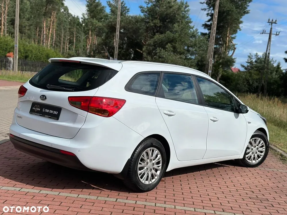 Kia Ceed 2015 photo 4