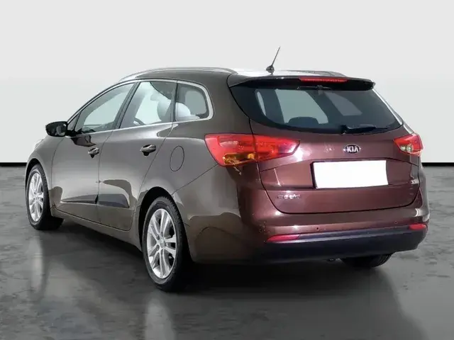 Kia Ceed Sw 2012 photo 3