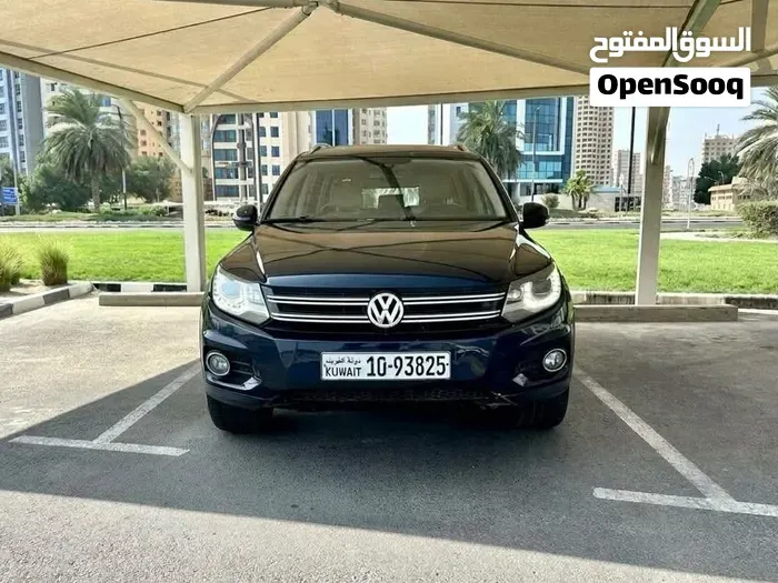 Volkswagen Tiguan 2012 photo 2
