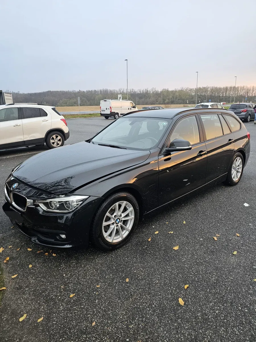 BMW 3 Series 2017 photo 3