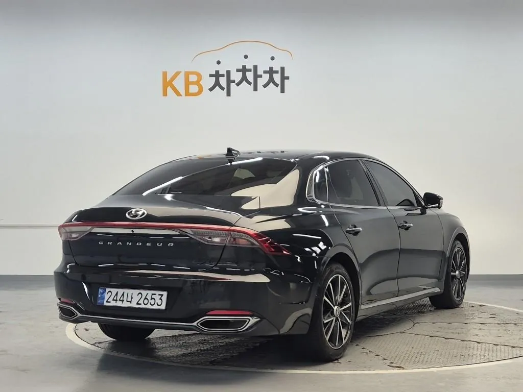 Hyundai Grandeur 2022 photo 3