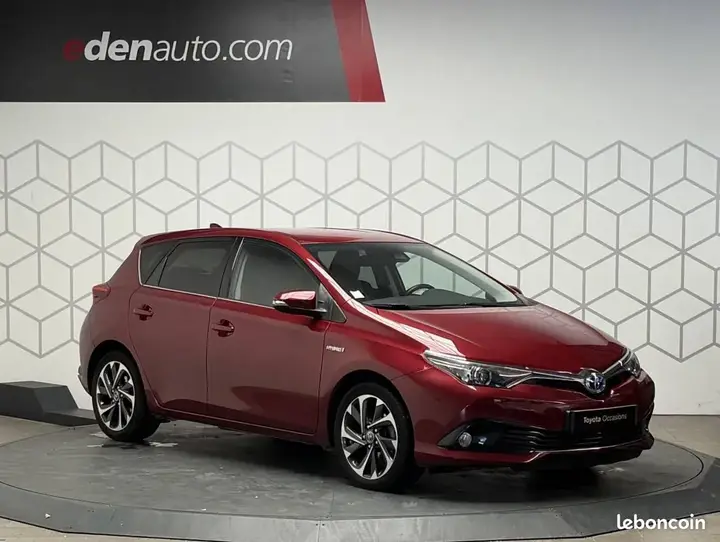Toyota Auris 2017 photo 3