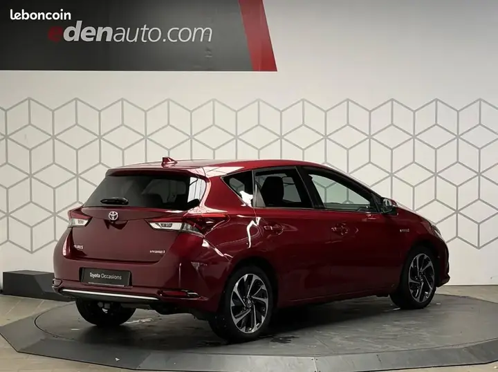 Toyota Auris 2017 photo 5